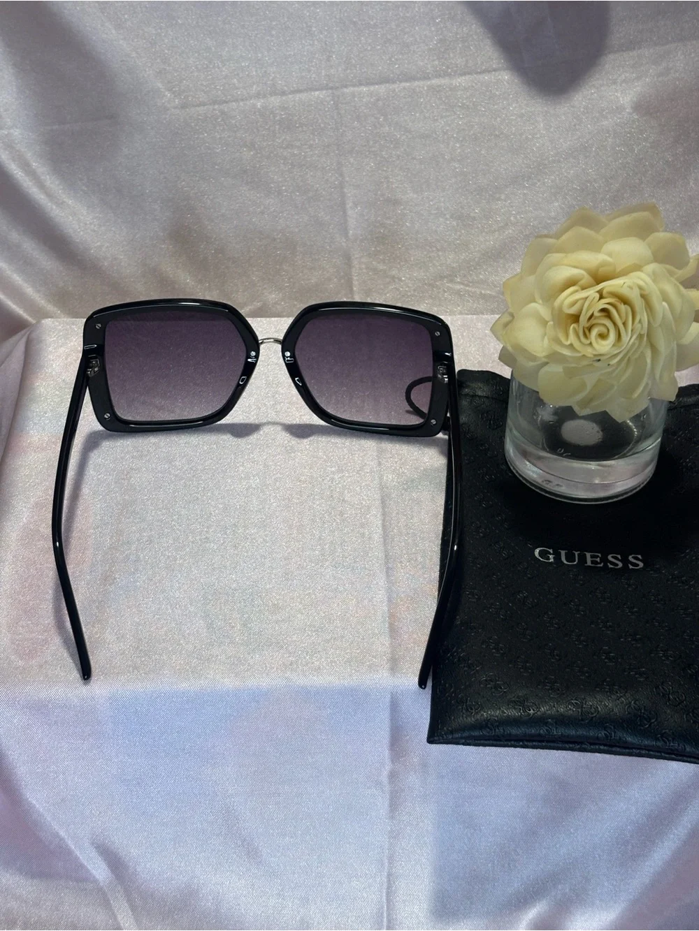 GUESS Women's Black Frame Sunglasses with Gradient Lenses